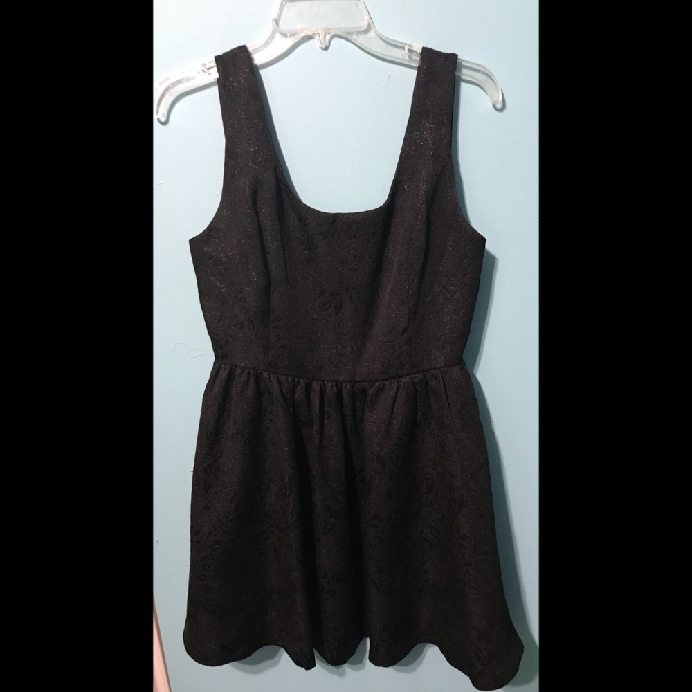 Black Sparkled Design Dress
